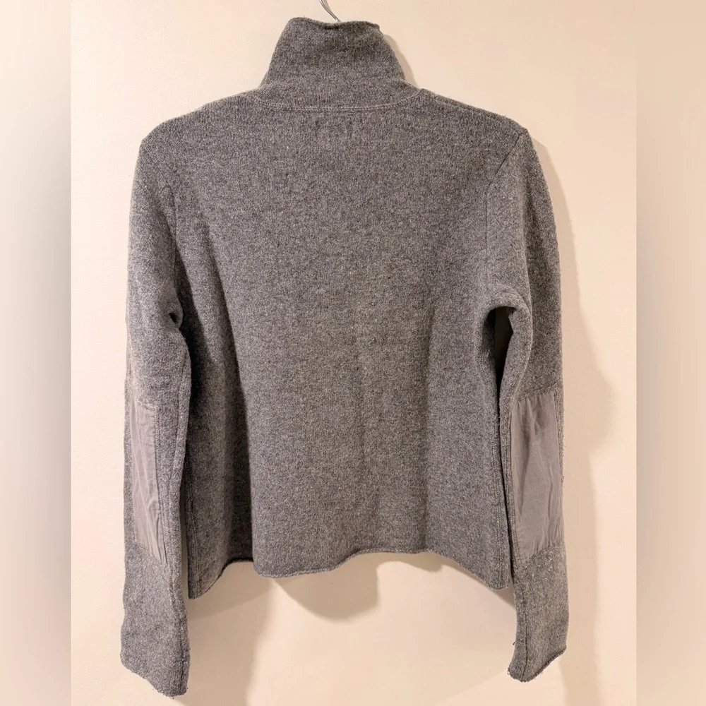 VTG 2000s Abercrombie & Fitch Lambswool Blend Gray Turtleneck Cargo Sweater